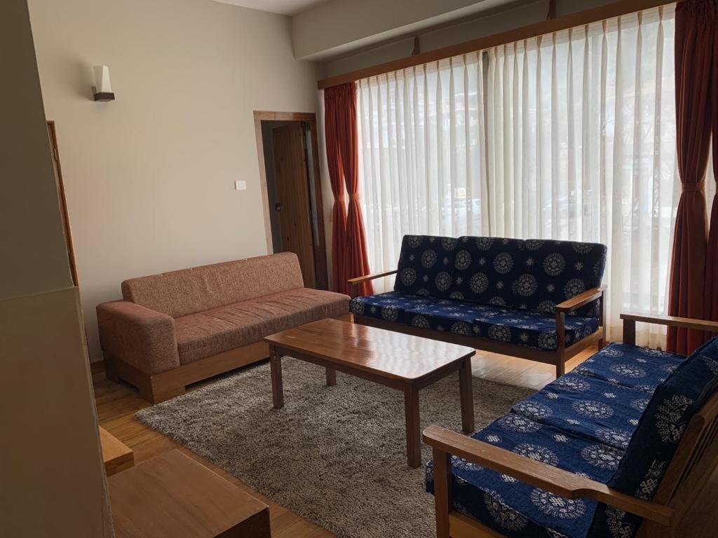 Khamsum Inn Thimphu Buitenkant foto