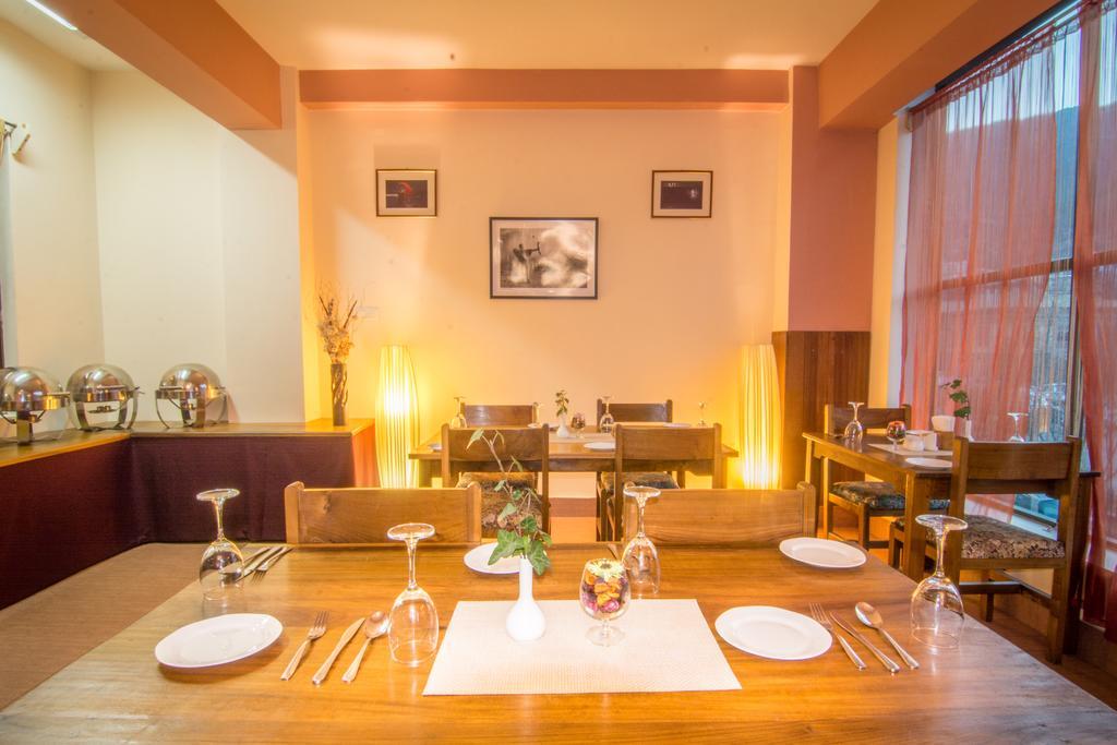 Khamsum Inn Thimphu Buitenkant foto
