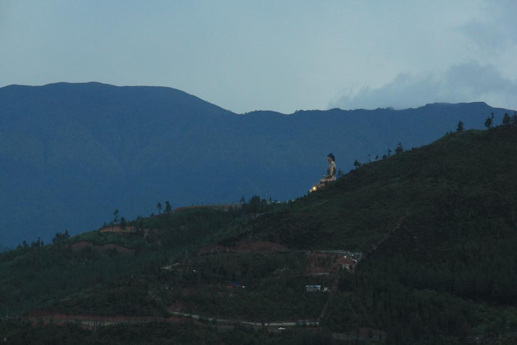 Khamsum Inn Thimphu Buitenkant foto